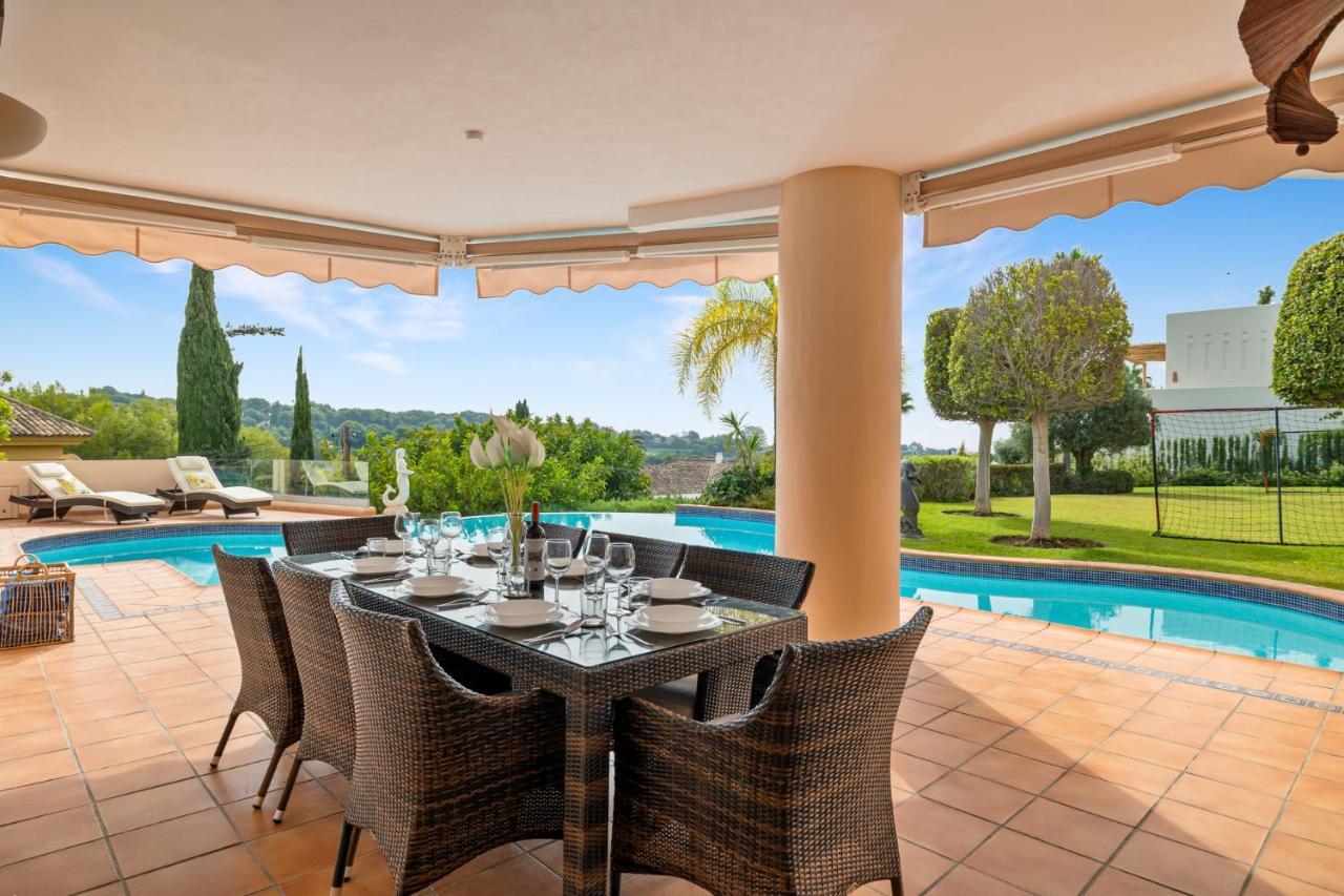 Luxury Villa Robledal By Mabiente - Views Of The Sea And The Golf Course Марбелья Экстерьер фото