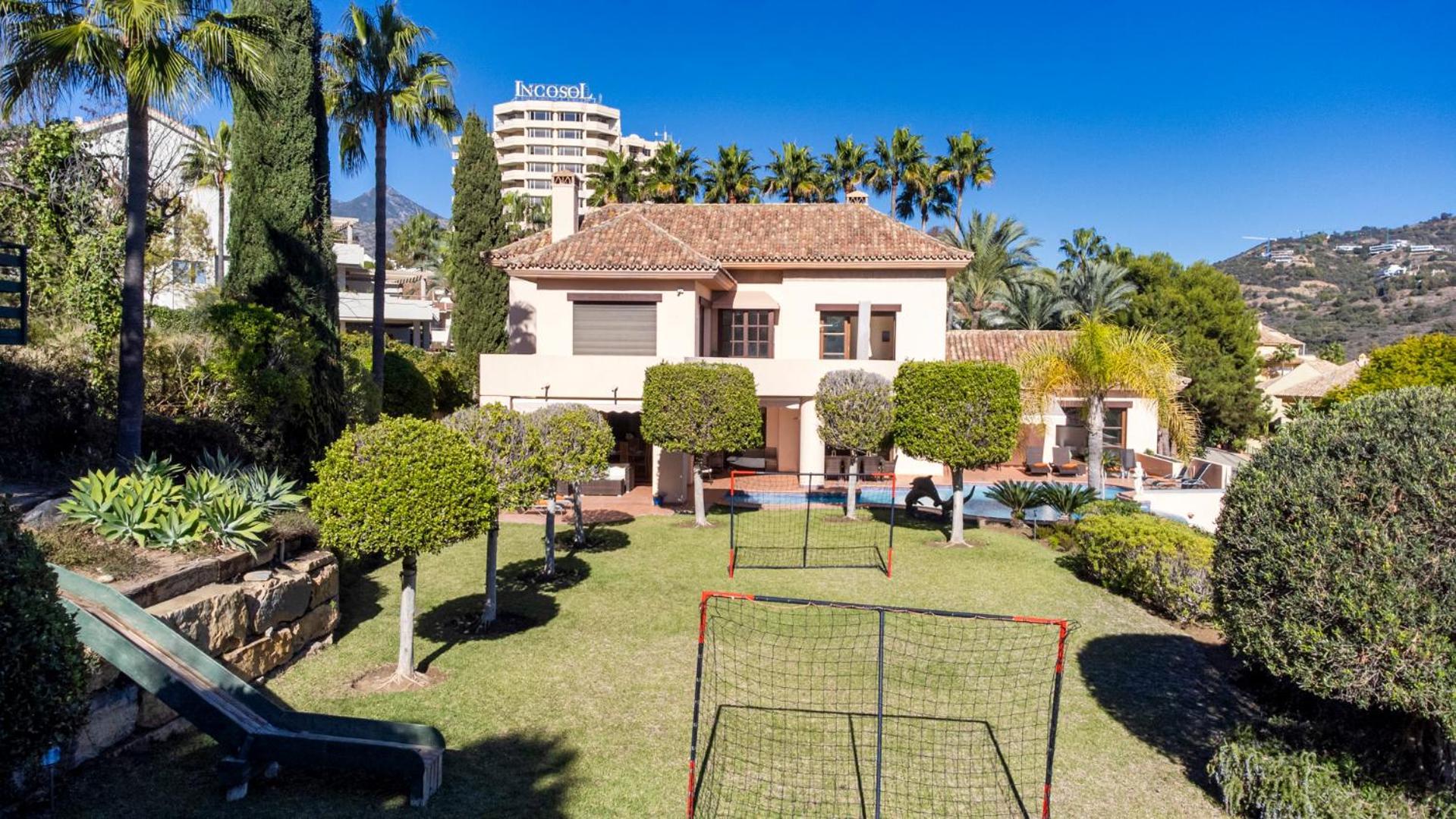 Luxury Villa Robledal By Mabiente - Views Of The Sea And The Golf Course Марбелья Экстерьер фото