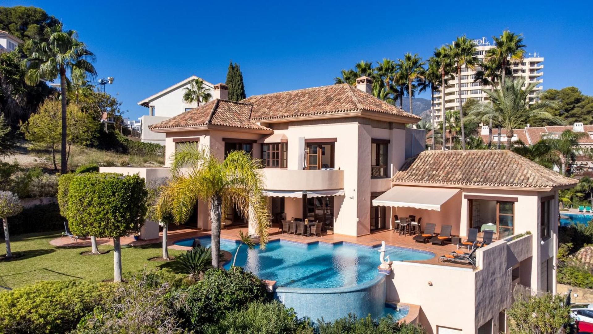 Luxury Villa Robledal By Mabiente - Views Of The Sea And The Golf Course Марбелья Экстерьер фото